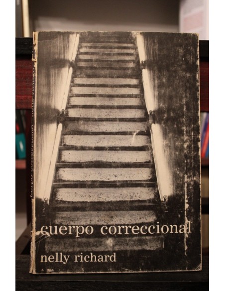 Cuerpo correccional (Usado) Cuerpo correccional (Usado)