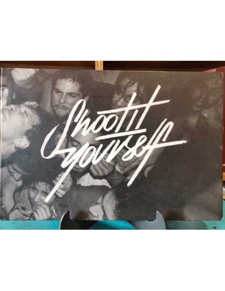 Shoot it yourself (Usado)