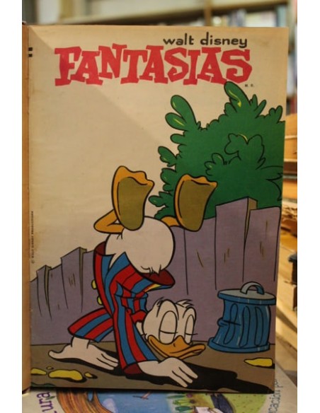 Fantasías, Aventuras de Walt Disney 26-50/ 51-75/ 76-100 (3 tomos) (Usado) Fantasías, Aventuras de Walt Disney 26-50/ 51-75/ 76-100 (3 tomos) (Usado)