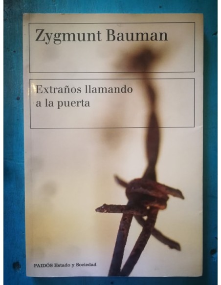Extraños llamando a la puerta (Usado)