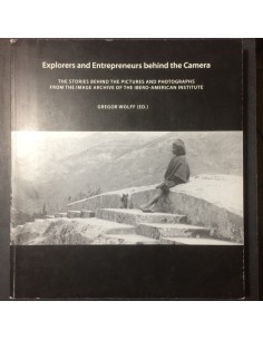 Explorers and entrepreneurs behibd the camera (Usado)