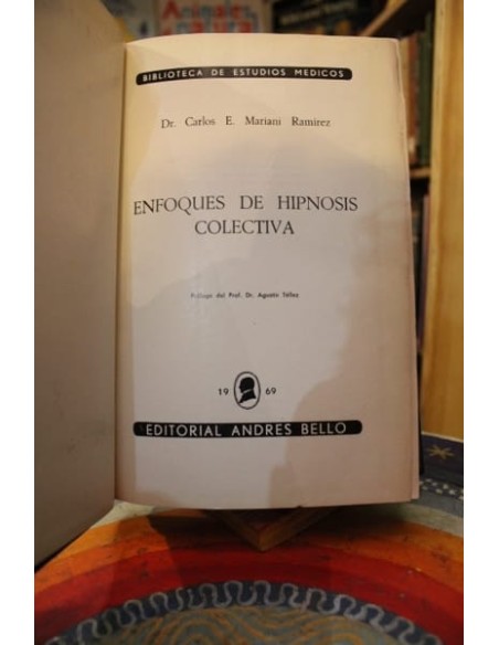 Enfoque de hipnosis colectiva (Usado) Enfoque de hipnosis colectiva (Usado)