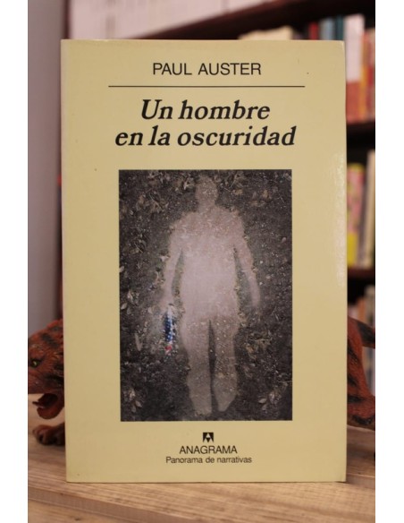 Un hombre en la oscuridad (Usado) Un hombre en la oscuridad (Usado)