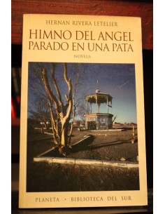 Himno del ángel parado en una pata (Usado)