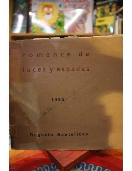 Romances de luces y espadas (Usado) Romances de luces y espadas (Usado)