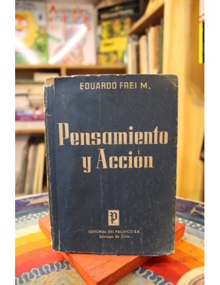 Pensamiento y acción (Usado)