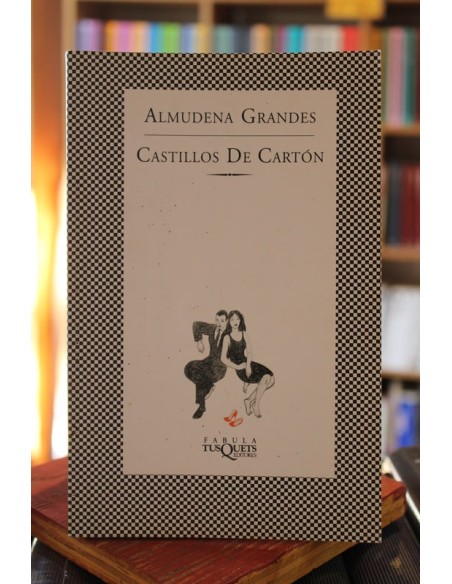 Castillos de cartón (Usado) Castillos de cartón (Usado)