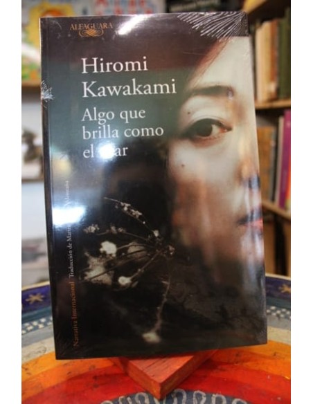 Algo Que Brilla Como El Mar (Nuevo) Algo Que Brilla Como El Mar (Nuevo)